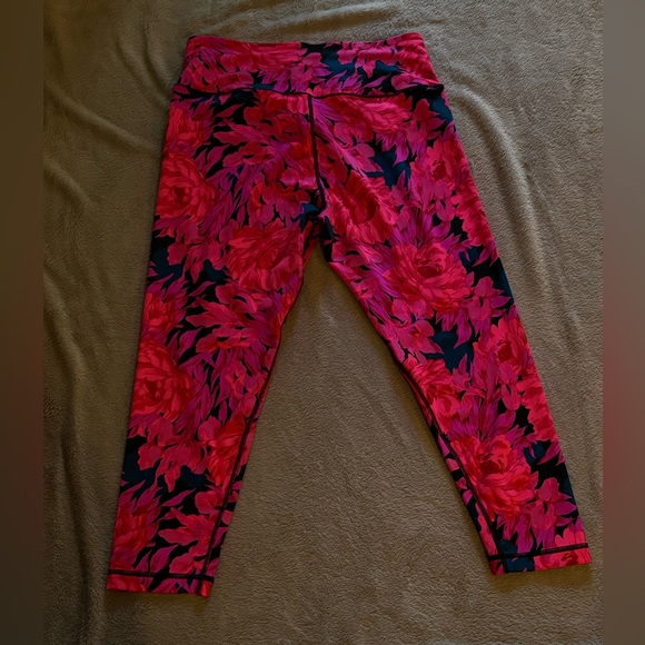 Victoria's Secret Live On Point Size 16 Highrise Crossover Leggings Women’s - Picture 5 of 5